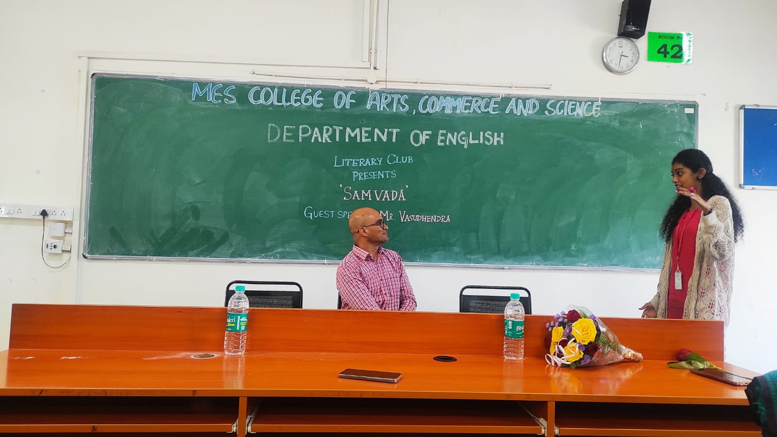 MES College of Arts, Commerce and Science