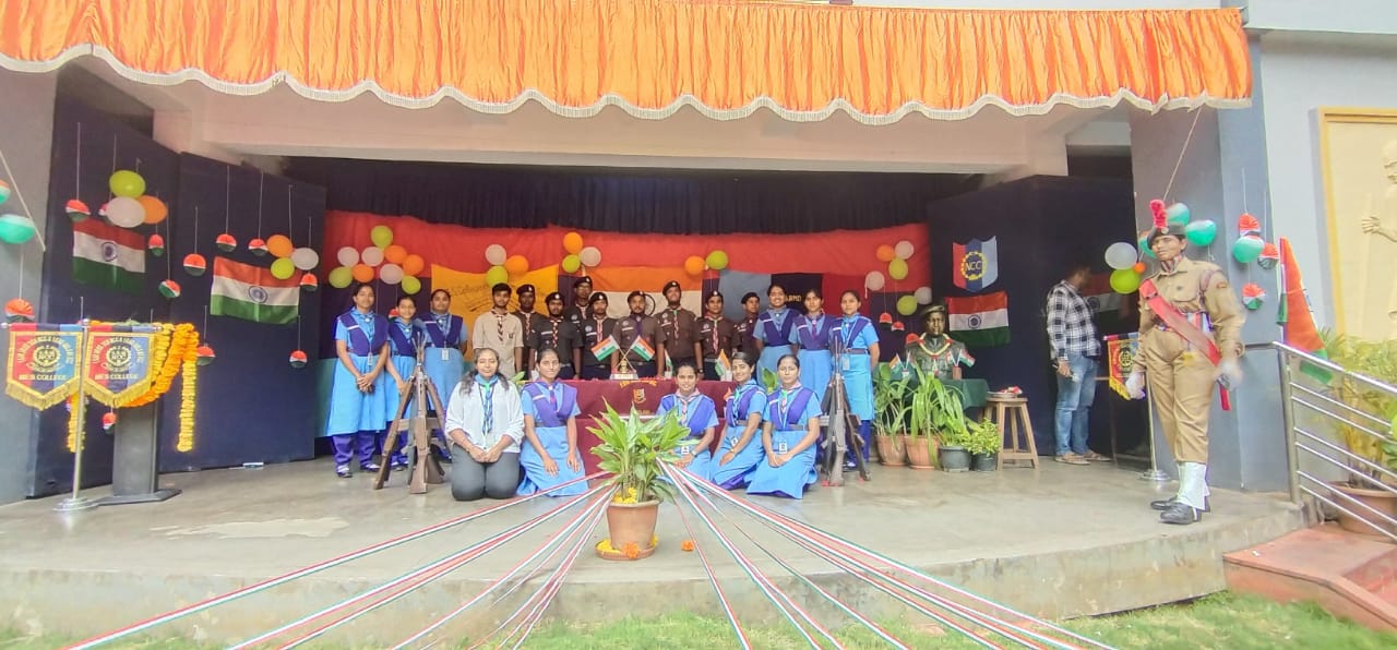 MES College of Arts, Commerce and Science