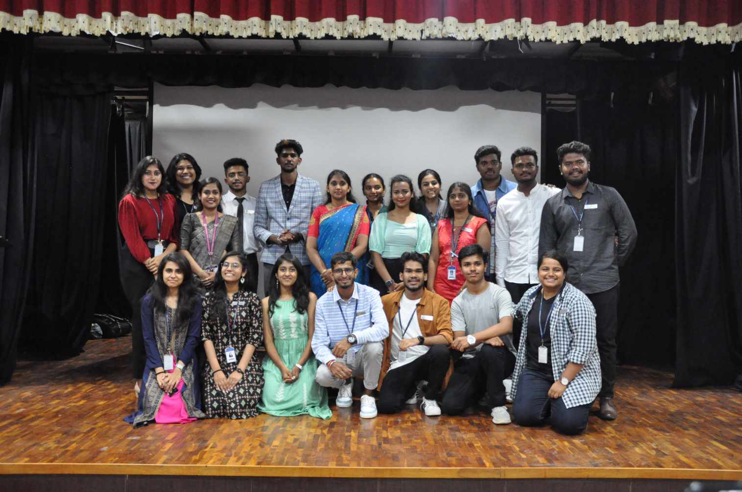 MES College of Arts, Commerce and Science