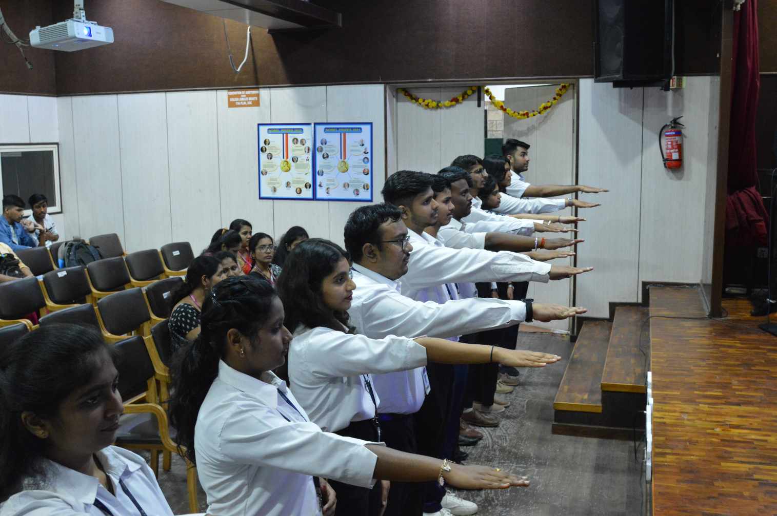 MES College of Arts, Commerce and Science