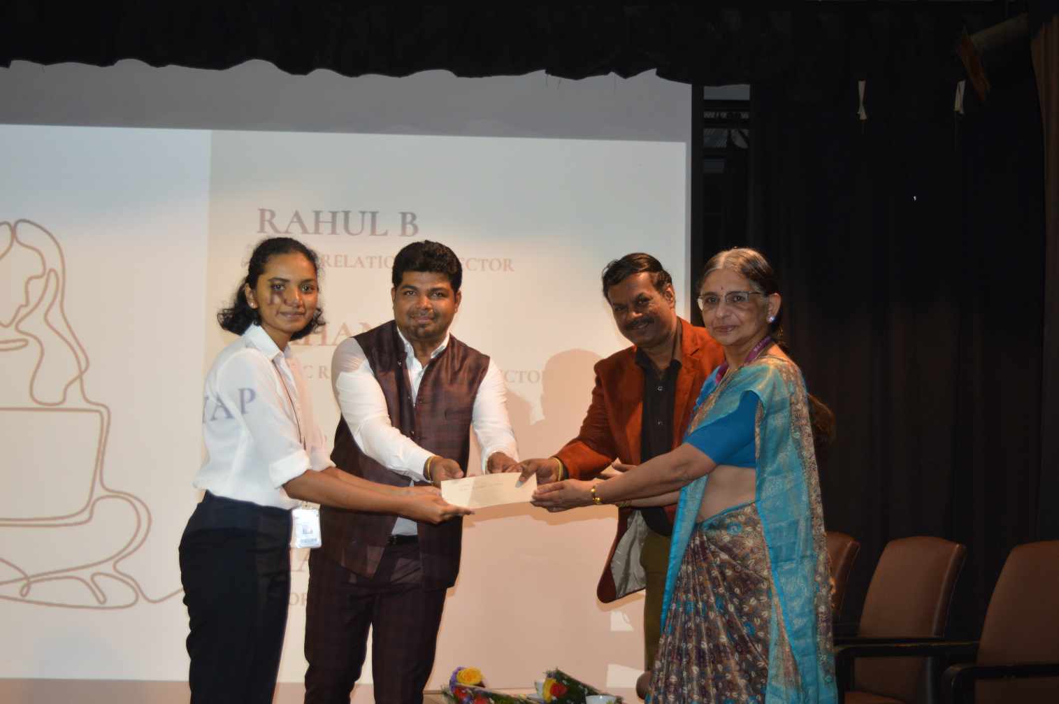 MES College of Arts, Commerce and Science