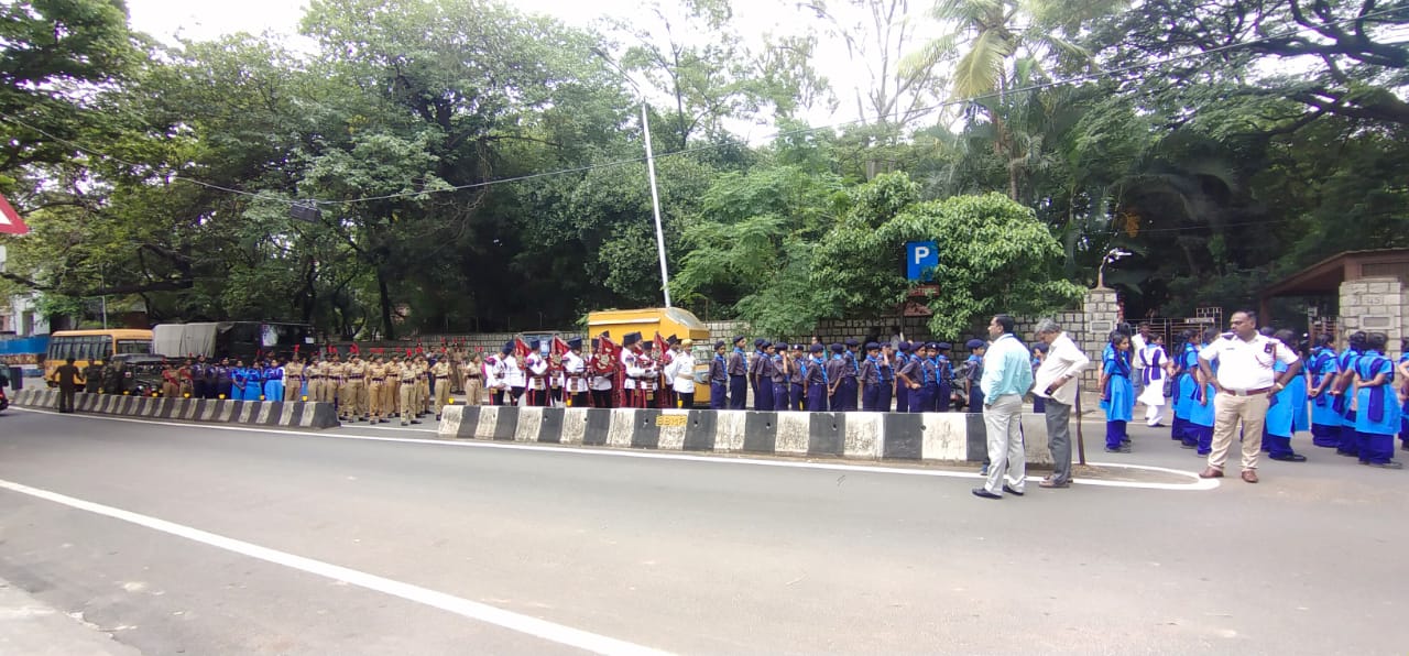 MES College of Arts, Commerce and Science