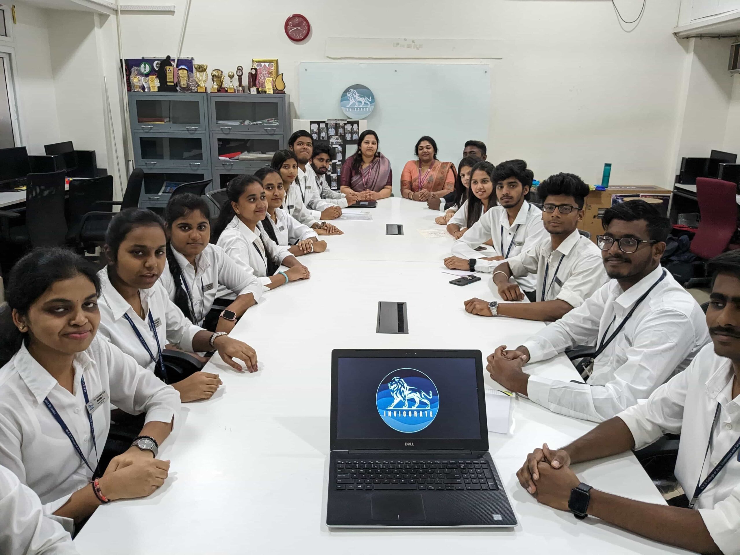 MES College of Arts, Commerce and Science