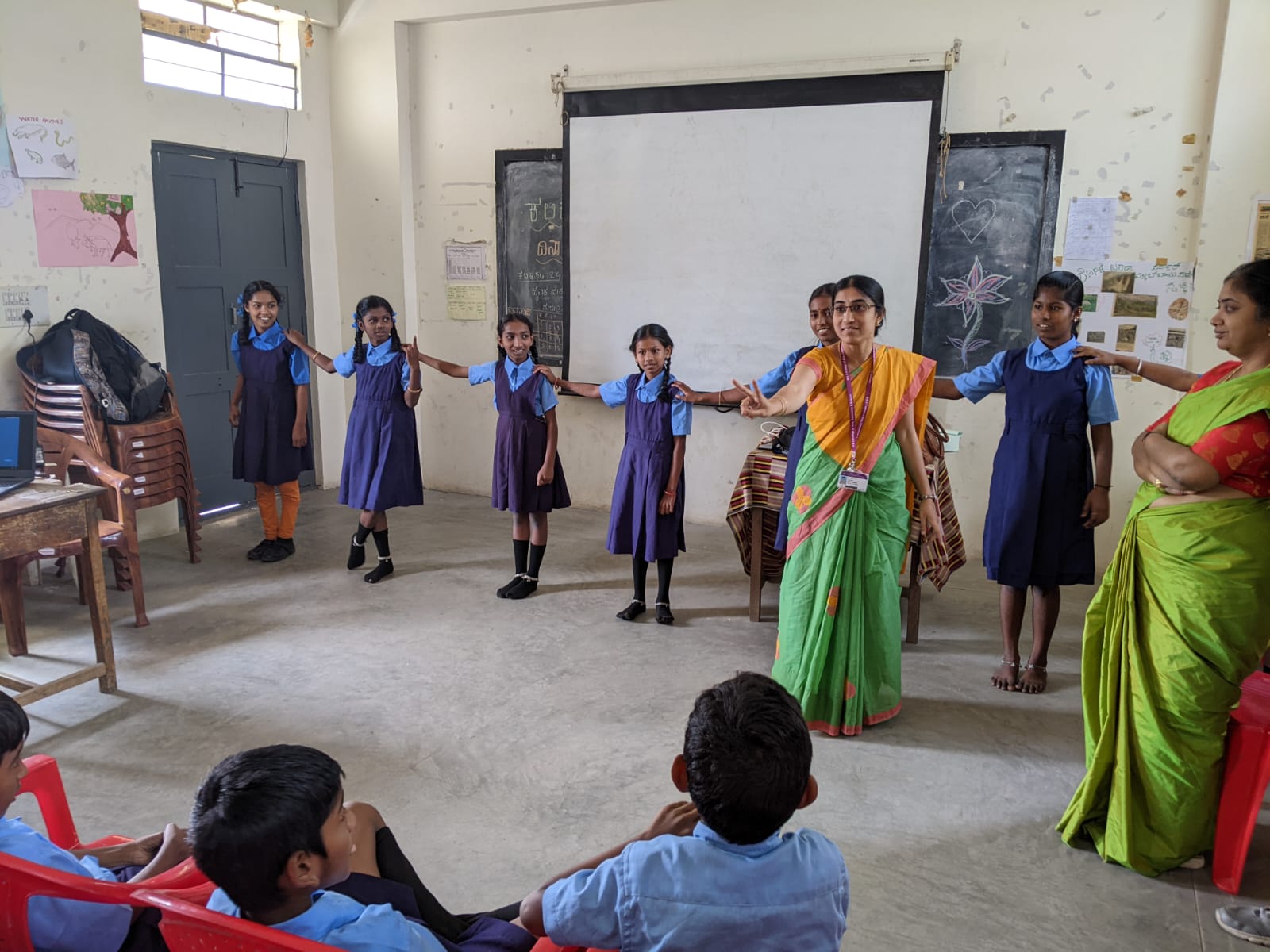 MES College of Arts, Commerce and Science