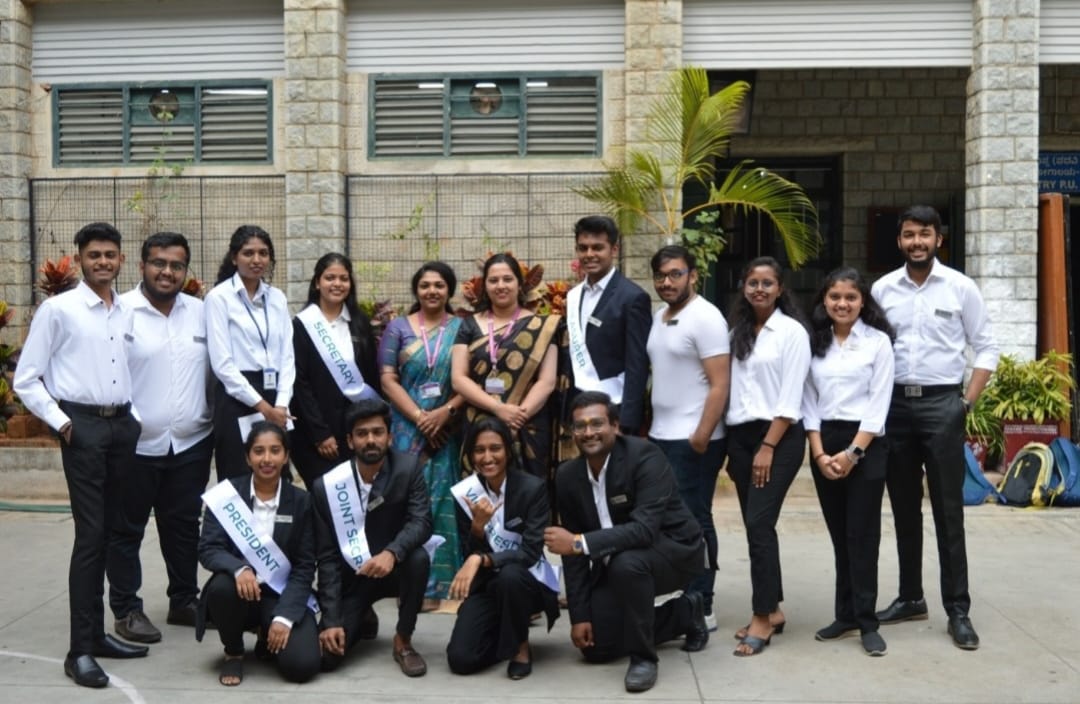 MES College of Arts, Commerce and Science