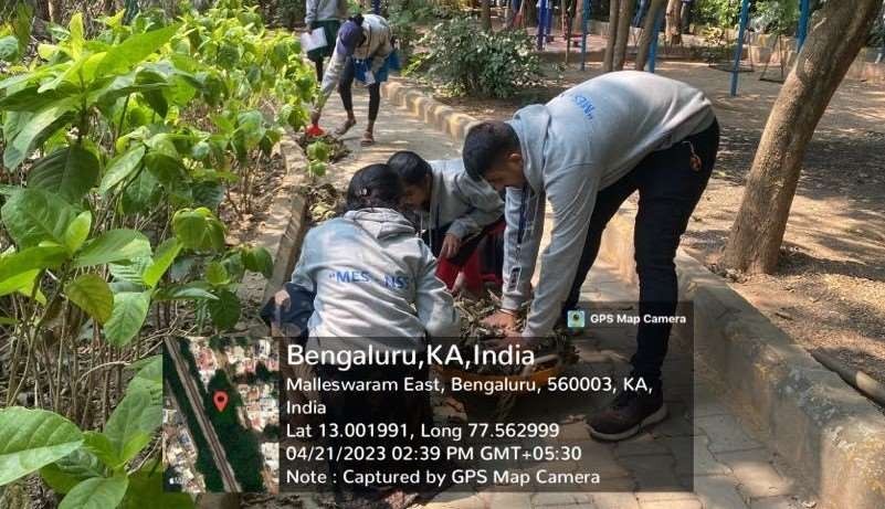 MES College of Arts, Commerce and Science