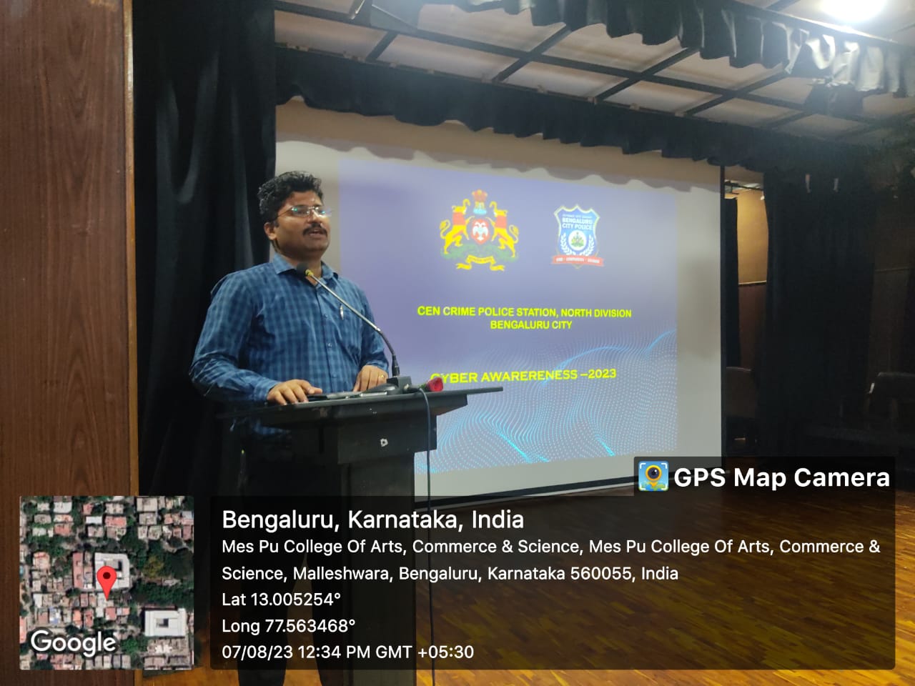 MES College of Arts, Commerce and Science